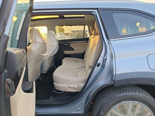 TOYOTA HIGHLANDER Image 10