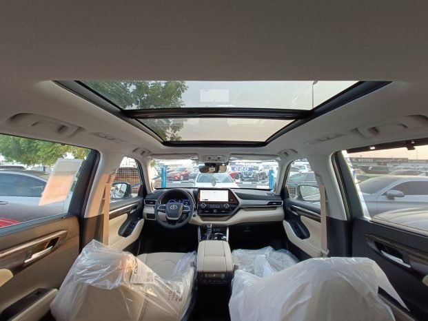 TOYOTA HIGHLANDER Image 8