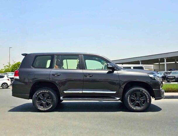 TOYOTA LANDCRUISER GXR 2018 БЕНЗИН V6 4.0L A/T