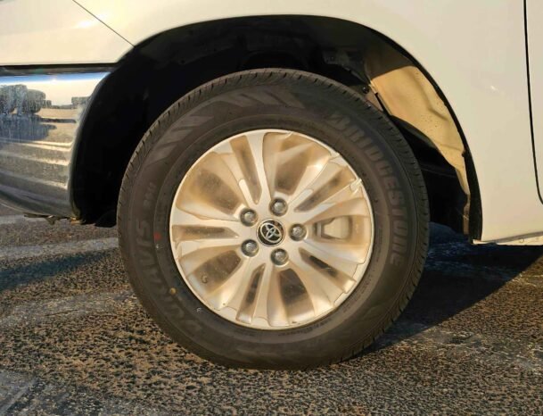 TOYOTA HILUX SR5 NARROW BODY 2024 PETROL V4 2.7L M/T
