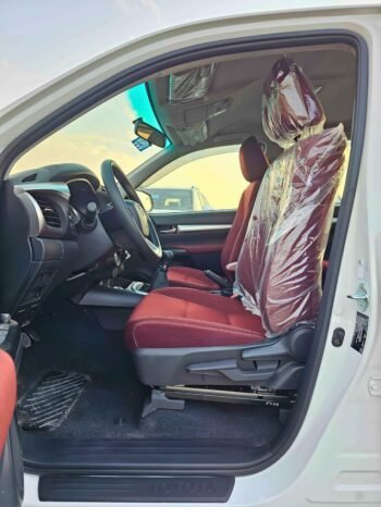 TOYOTA HILUX Image 7