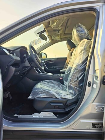 TOYOTA RAV4 Image 7