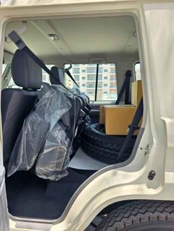 TOYOTA LANDCRUISER HARD-TOP Image 5