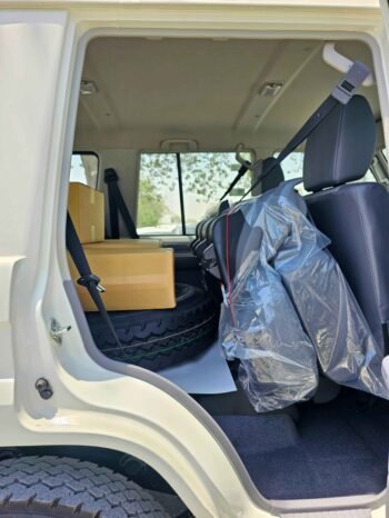 TOYOTA LANDCRUISER HARD-TOP Image 4