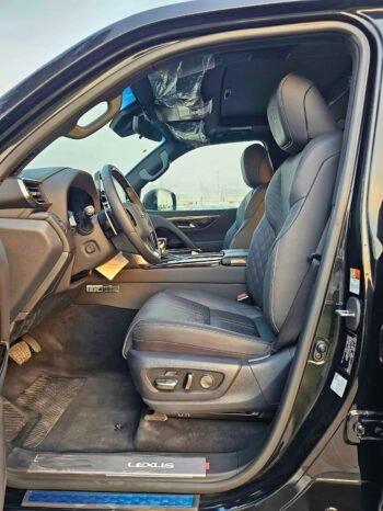 LEXUS LX 600 Image 13