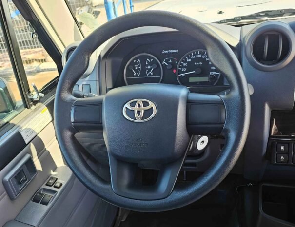 TOYOTA LANDCRUISER PICKUP SC LC79 2025 PETROL V6 4.0L A/T