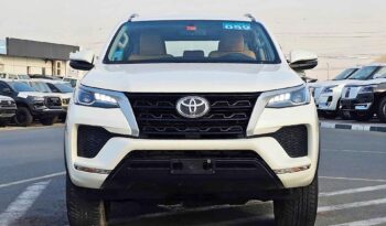 TOYOTA FORTUNER EXR 2022 PETROL V4 2.7L AT