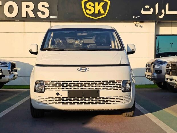 HYUNDAI STARIA CARGO 2025 PETROL V6 3.5L AT