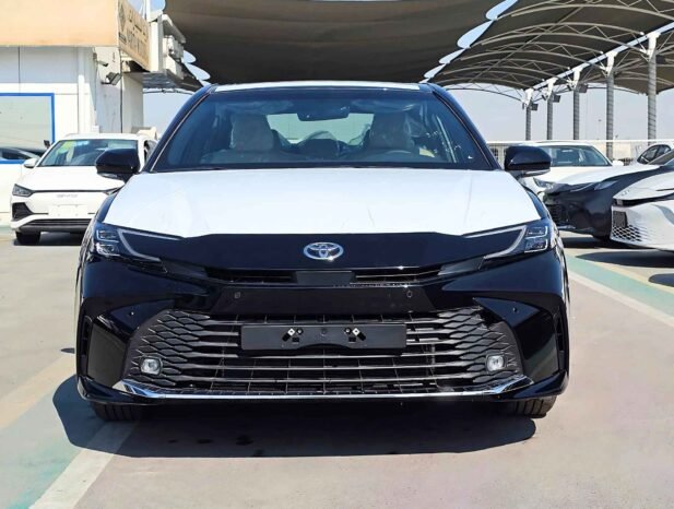TOYOTA CAMRY LE 2025 PETROL V4 2.5L A/T