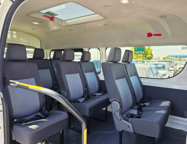 TOYOTA HIACE HIGHROOF DX 2025 PETROL V6 3.5L M/T