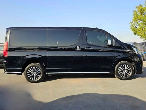 TOYOTA GRANVIA PREMIUM LUXURY 2023 PETROL V6 3.5L AT
