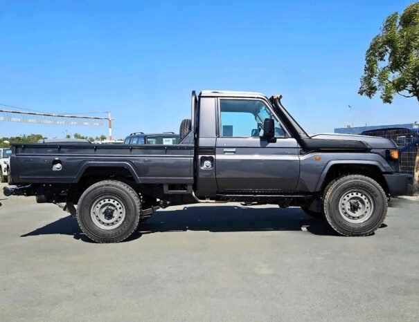 TOYOTA LANDCRUISER PICKUP SC LC79 2025 PETROL V6 4.0L A/T