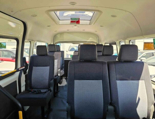 TOYOTA HIACE HIGHROOF DX 2025 PETROL V6 3.5L M/T