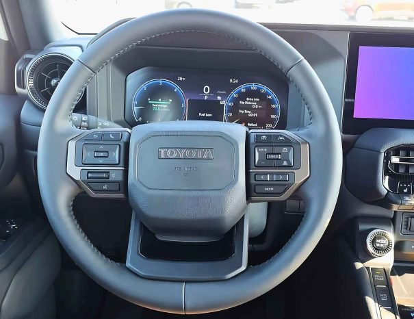TOYOTA PRADO Image 6