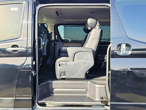 TOYOTA GRANVIA PREMIUM LUXURY 2023 PETROL V6 3.5L AT