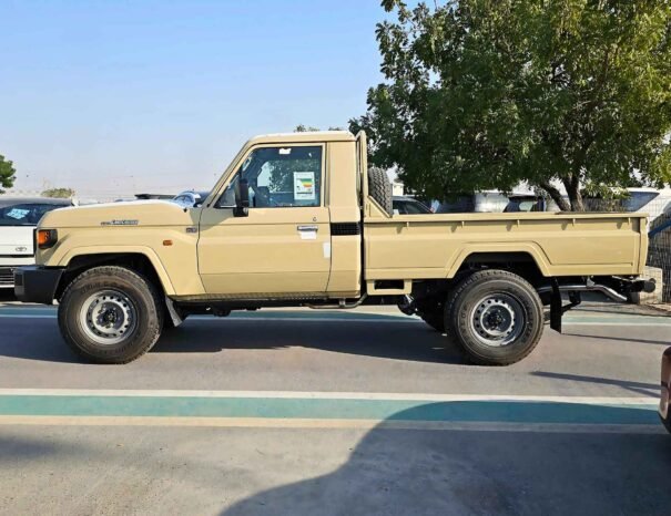 TOYOTA LANDCRUISER PICKUP SC LC79 2025 PETROL V6 4.0L A/T