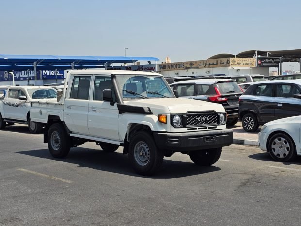TOYOTA LAND CRUISER PICKUP Image 14