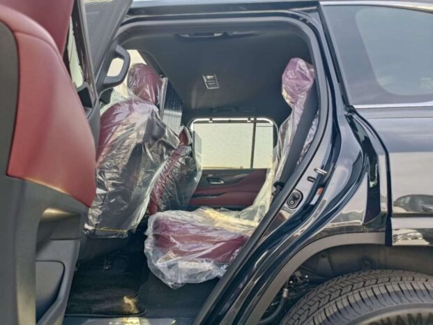 لكزس LX600 تربو 2023 بنزين V6 3.5 لتر اوتوماتيك
