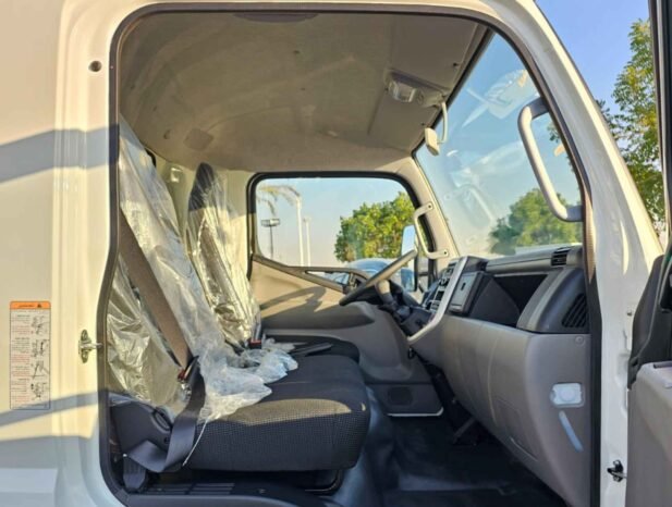 MITSUBISHI CANTER 2024 DIESEL V6 4.2L M/T