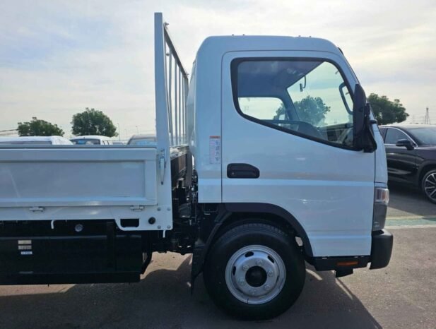 MITSUBISHI CANTER 2024 DIESEL V6 4.2L M/T