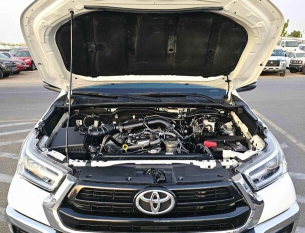 TOYOTA HILUX GLX 2023 PETROL V4 2.7L A/T