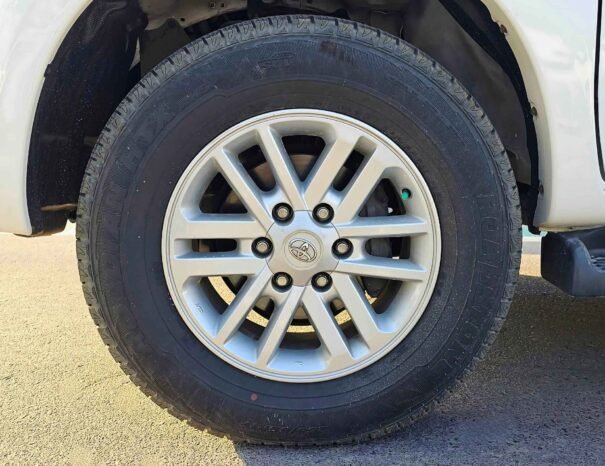 TOYOTA FORTUNER EXR 2015 БЕНЗИН V4 2.7L A/T