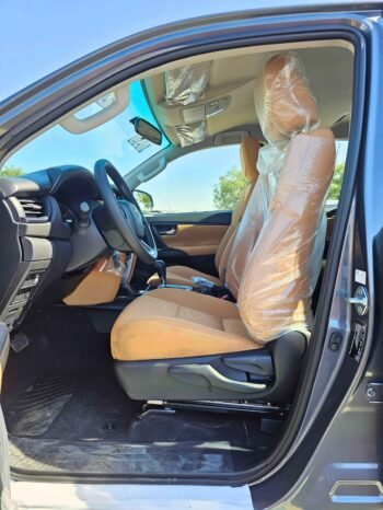 TOYOTA FORTUNER Image 6
