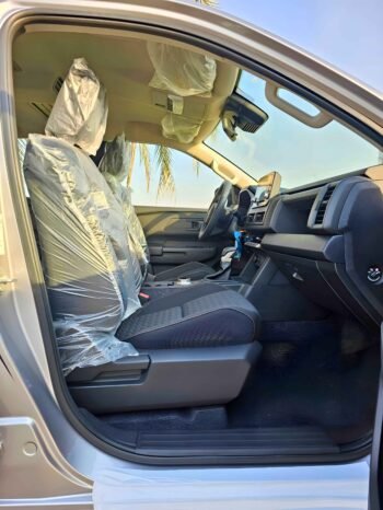 MITSUBISHI L200 Image 8