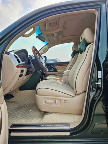 TOYOTA LANDCRUISER Image 9