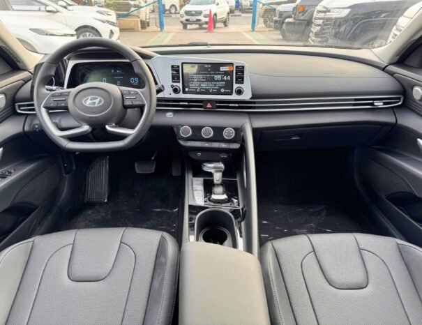 HYUNDAI ELANTRA ELITE 2025 PETROL 4CY 1.5L A/T