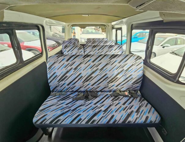 TOYOTA HIACE STANDRAD ROOF PASSENGER VAN 2022 V4 2.7L M/T