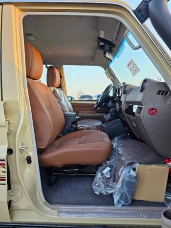 TOYOTA LANDCRUISER HARD-TOP Image 9