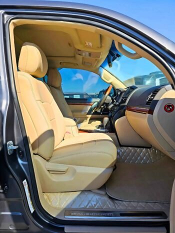 TOYOTA LANDCRUISER Image 4