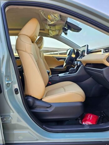 TOYOTA RAV4 Image 7