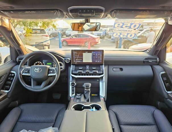 TOYOTA LANDCRUISER LC300 VX 2024 PETROL V6 4.0L A/T