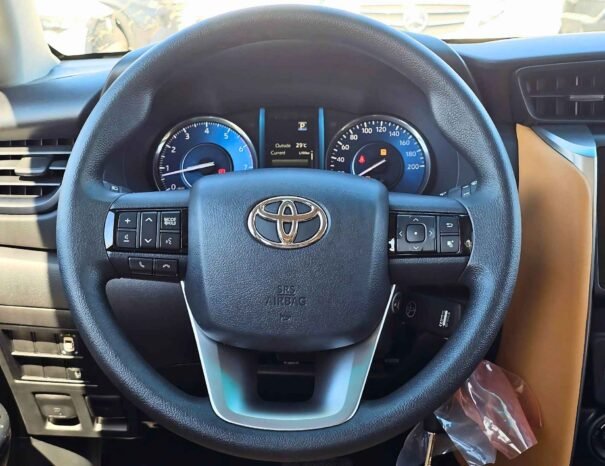 TOYOTA FORTUNER SR5 2024 PETROL V6 4.0L A/T