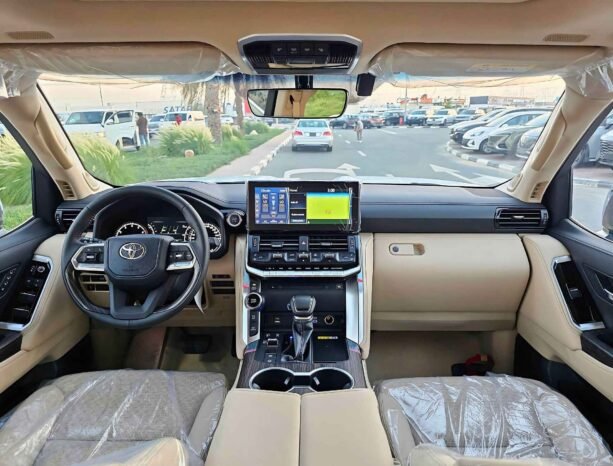 TOYOTA LANDCRUISER VXR 2024 PETROL V6 3.5L A/T