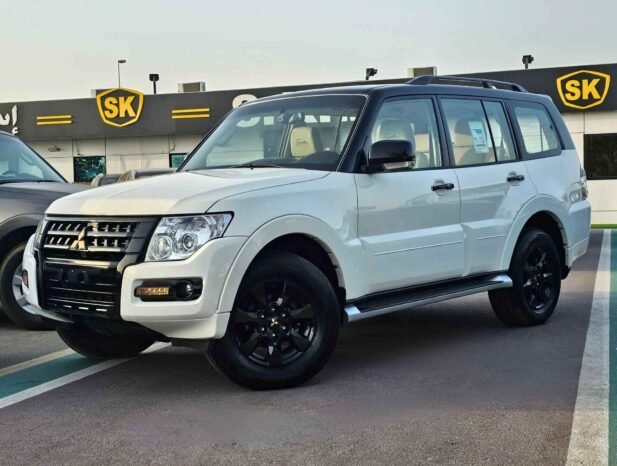 MITSUBISHI PAJERO DOUBLE TONE 2020 PETROL V6 3.5L A/T
