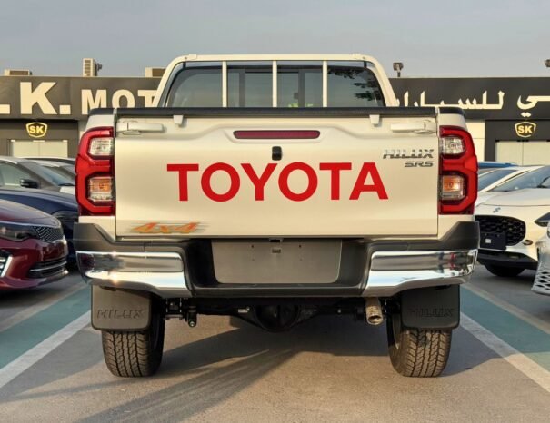 TOYOTA HILUX SR5 2025 PETROL V4 2.7L M/T