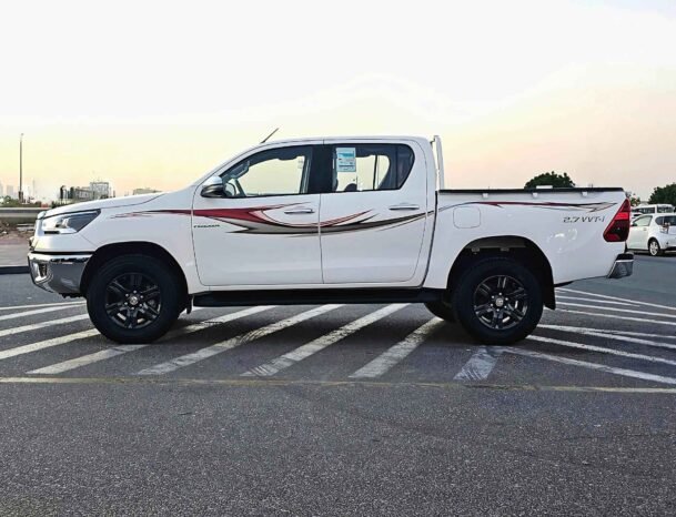 TOYOTA HILUX GLX 2023 PETROL V4 2.7L A/T