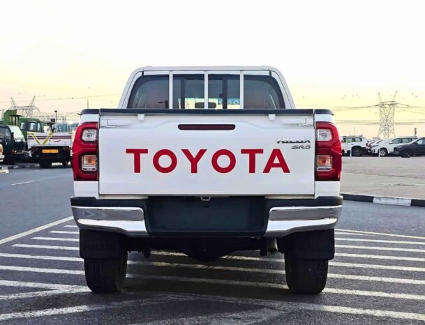 TOYOTA HILUX GLX 2023 PETROL V4 2.7L A/T