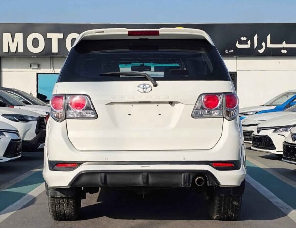TOYOTA FORTUNER EXR 2015 БЕНЗИН V4 2.7L A/T