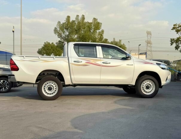 TOYOTA HILUX Image 13