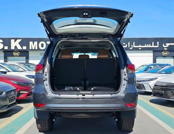 TOYOTA FORTUNER SR5 2024 PETROL V6 4.0L A/T