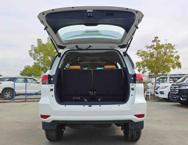 TOYOTA FORTUNER FULL OPTION 2024 PETROL V4 2.7L A/T