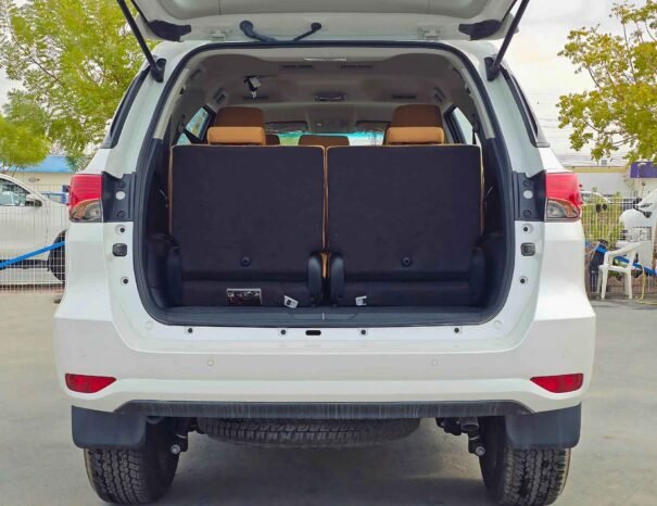 TOYOTA FORTUNER FULL OPTION 2024 PETROL V4 2.7L A/T