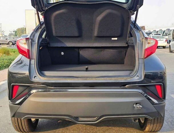 تويوتا CHR 2023 هايبرد 2023 هايبرد V4 1.8L A/T