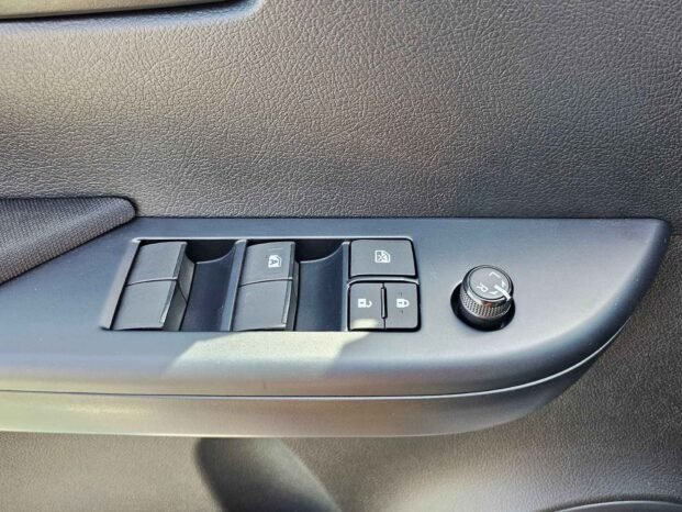 TOYOTA HILUX NARROW BODY 2024 PEROL V4  2.7L V4 A/T