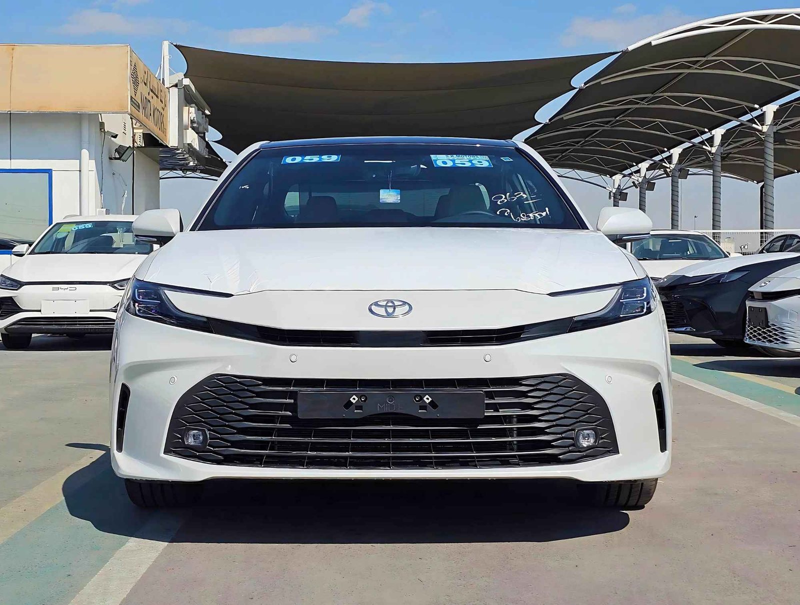 TOYOTA CAMRY LE 2025 HYBRID V4 2.5L A/T