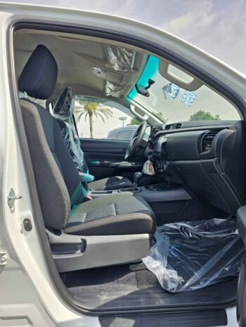 TOYOTA HILUX Image 4